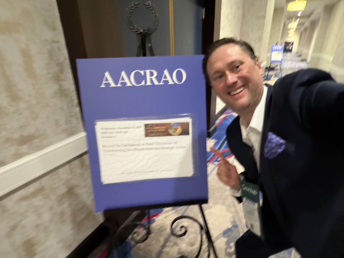 LiaisonEDU's tweet image. We&apos;ve been busy traveling to campus and attending events with our teams before the holidays this month. #Liaisontheroad #events