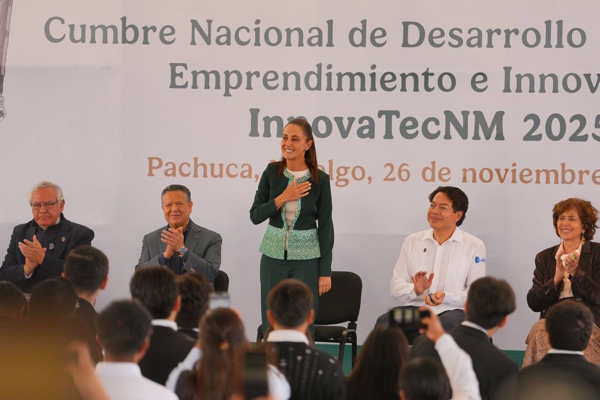 juliomenchaca_'s tweet image. La Presidenta @Claudiashein acompaña esta jornada en la que la innovación y el trabajo colaborativo marcan el ritmo del día en Hidalgo. En la Cumbre InnovaTecNM 2025, Pachuca se convierte en un punto de encuentro lleno de proyectos, diálogo y energía. 

#HidalgoPotenciaEnMarcha…