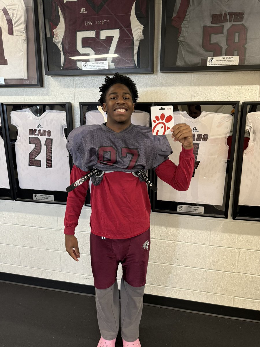 Tomahawk Hit of the Week from our second round win over Social Circle is Bradford Hadley! Bradford total four tackles, including two on special teams! #TheHCway #Team53