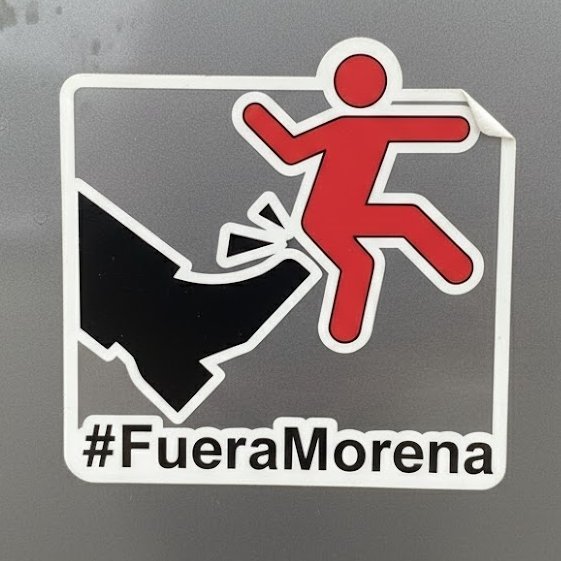 QuinteroCabada's tweet photo. @Brenn0505 Y está puta vieja chaira hija de su puta madre hambreada que pitos toca, el día que le peguen su sustito haber si sigue con su discurso en pro del narcogobierno de mierda de morena calladita se ve más bonita así que a chingar a su madre a su casita a lavar y hacer comida.. https://t.co/j4RWK5bJCa