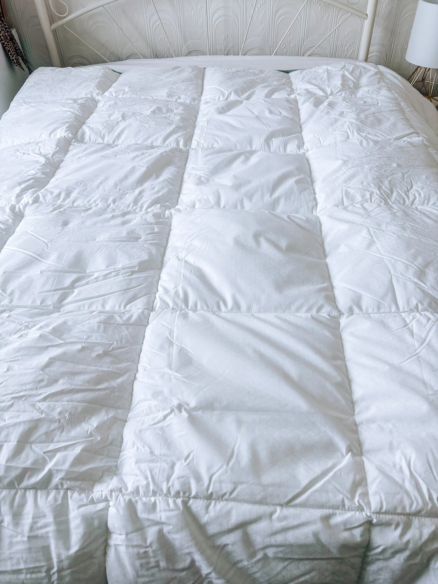 LucyMaryTaylor's tweet image. Simba Hybrid Duvet: An Honest Review of the Duvet for All Seasons
| lucymary.co.uk/2025/11/simba-… |

@_TeamBlogger #TeamBlogger