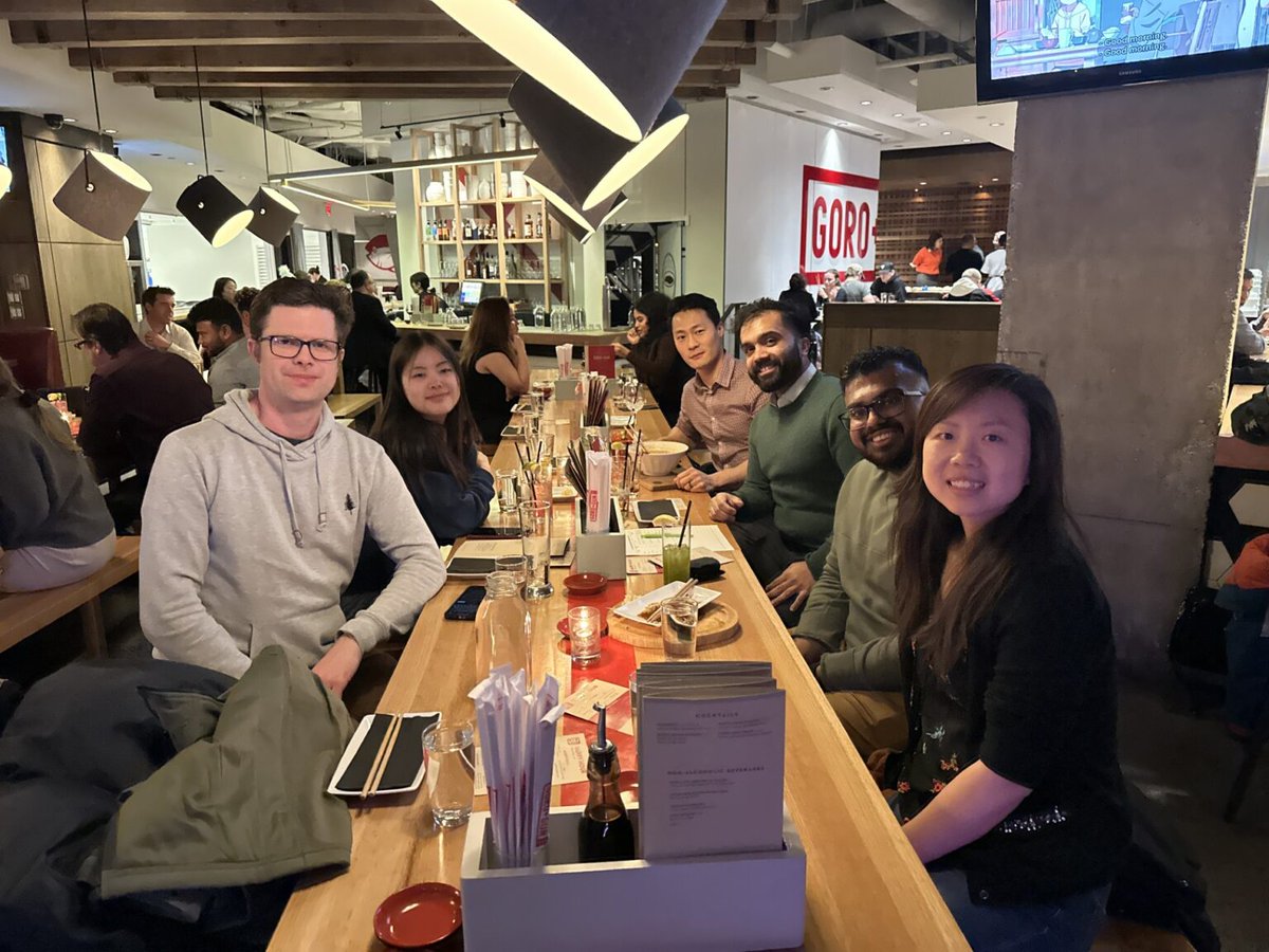 UofTEngineering's tweet image. U of T Engineering alumni in the Calgary area! ☕️

Come out during your lunch break and grab a quick coffee with some alumni in the downtown area. 

📅 Monday, Dec. 1 , 11:30 a.m. - 1:30 p.m. MT
📍 Alforno Coffee Livingston
🔗 RSVP: alumni.engineering.utoronto.ca/event/calgary-…