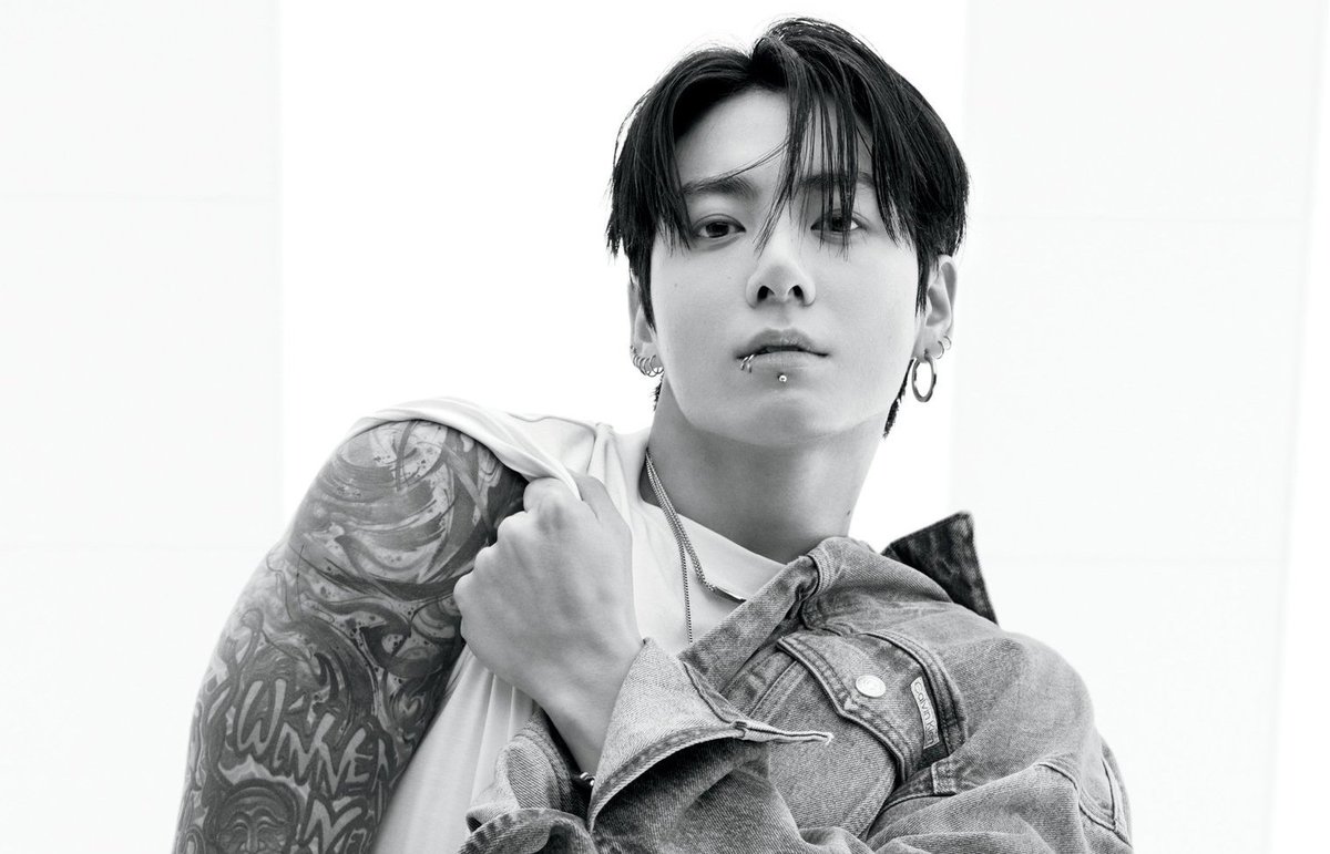 btschartpulse's tweet image. #JungKook, Olivia Rodrigo, Billie Eilish, and Cardi B are ONLY Artists In history who surpassed 10B streams on Spotify with just one Album released across their&apos;s discography.

— #JungKook is the ONLY Male Artist history to achieve this milestone.