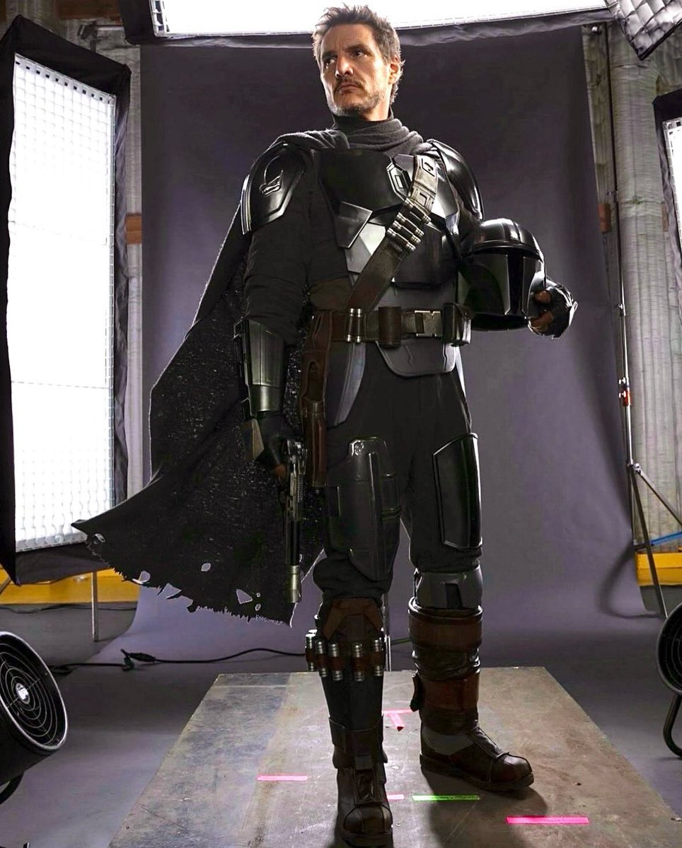 acelirium's tweet image. let’s pose with papa for our movie