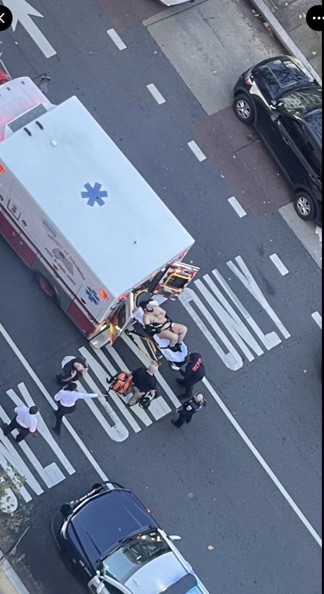 ⚡️BREAKING:

Alleged photo of the suspect involved in today’s shooting possibly targeting two members of the National Guard, being loaded into an ambulance near the White House in Washington, D.C.