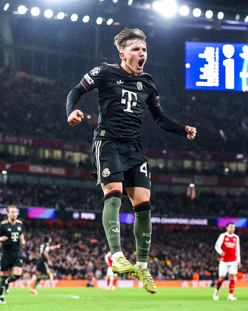 brfootball's tweet image. First goal Arsenal concede in the UCL this season comes from 17-year-old Lennart Karl 🌟