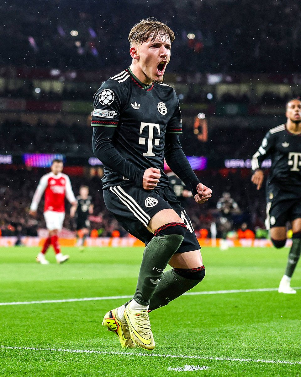 brfootball's tweet image. First goal Arsenal concede in the UCL this season comes from 17-year-old Lennart Karl 🌟