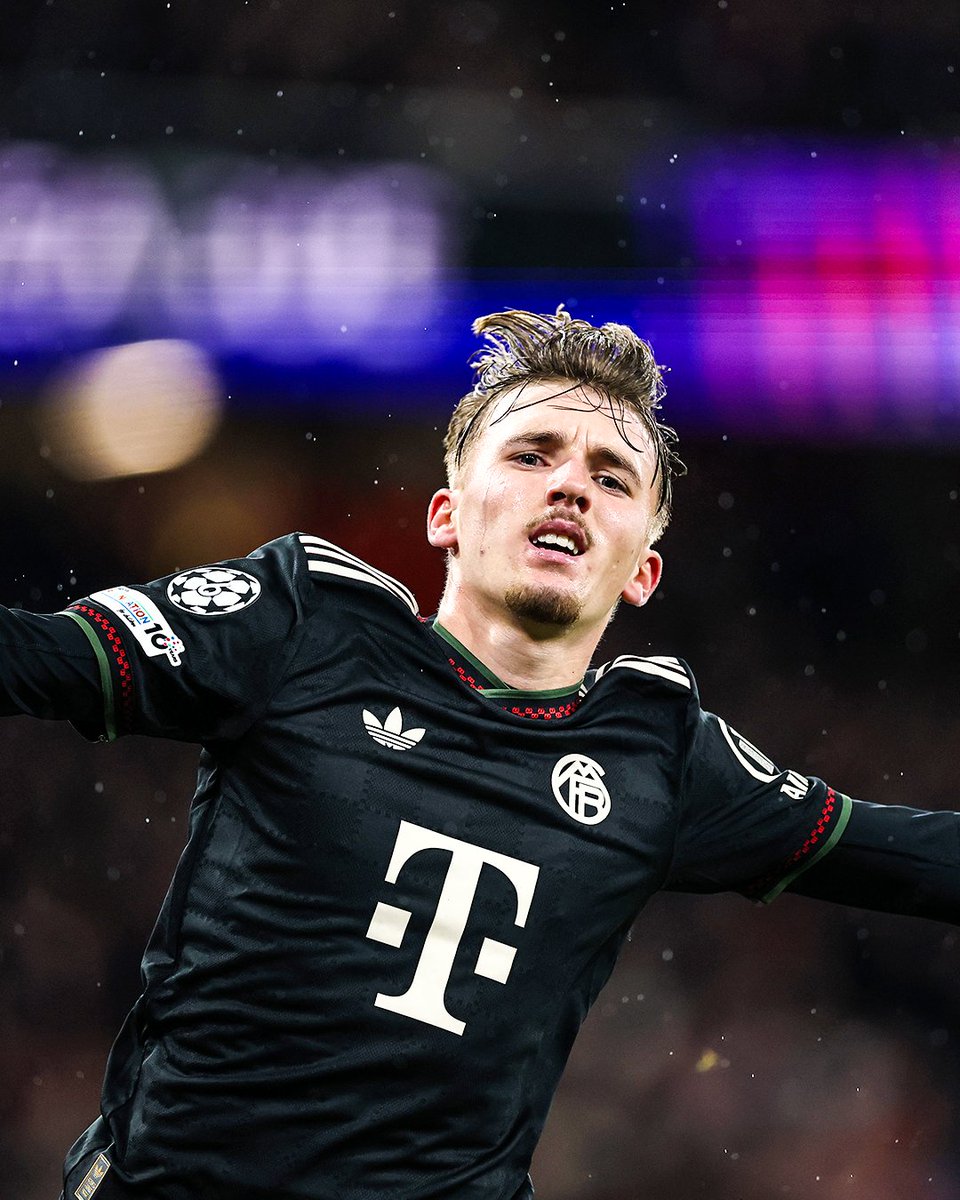 brfootball's tweet image. First goal Arsenal concede in the UCL this season comes from 17-year-old Lennart Karl 🌟