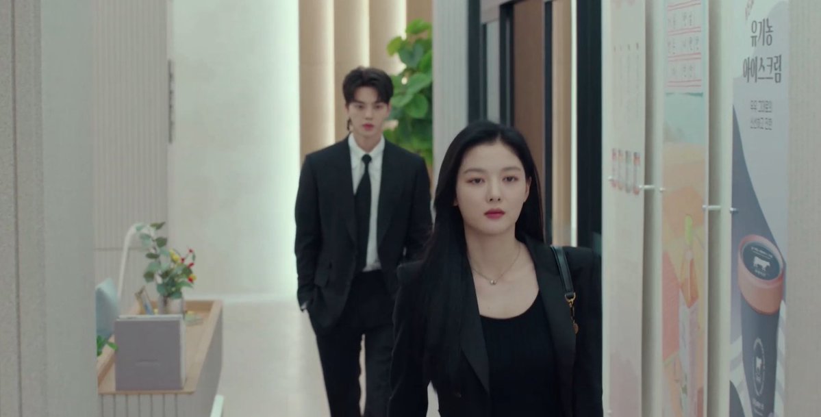 melekruby's tweet image. Kıskanın My Damon’a daha yeni başladım (4.bölümdeyim)  #MyDamon