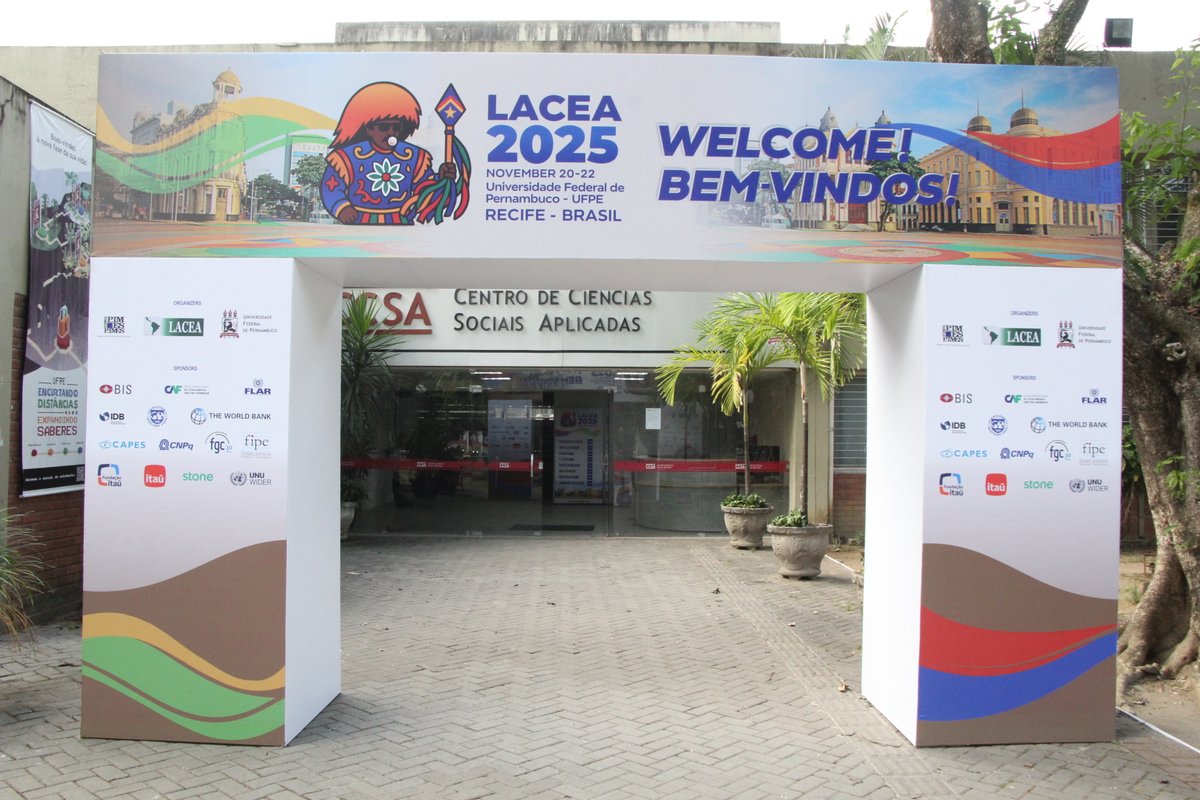 henriqueveras's tweet image. It was an honor for PIMES/UFPE to host the @lacea2025 for the first time in the Northeast Brazil.

And the authenticity of the conference, held at our own UFPE and celebrated in Olinda, made this edition really special for us.

A memorable LACEA! Thanks to everyone who joined!