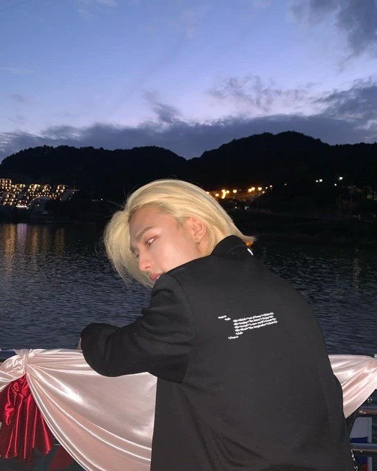 I miss blonde hair hyunjin