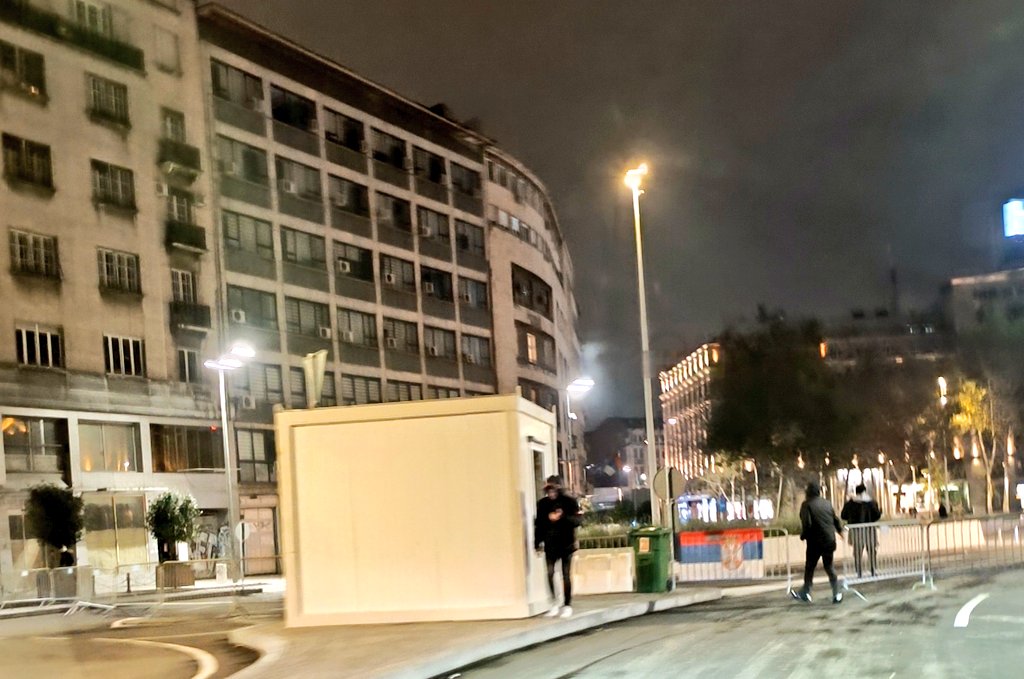 dobrinacelnik's tweet image. Stigao novi &quot;ček point&quot; u Ćacilend...