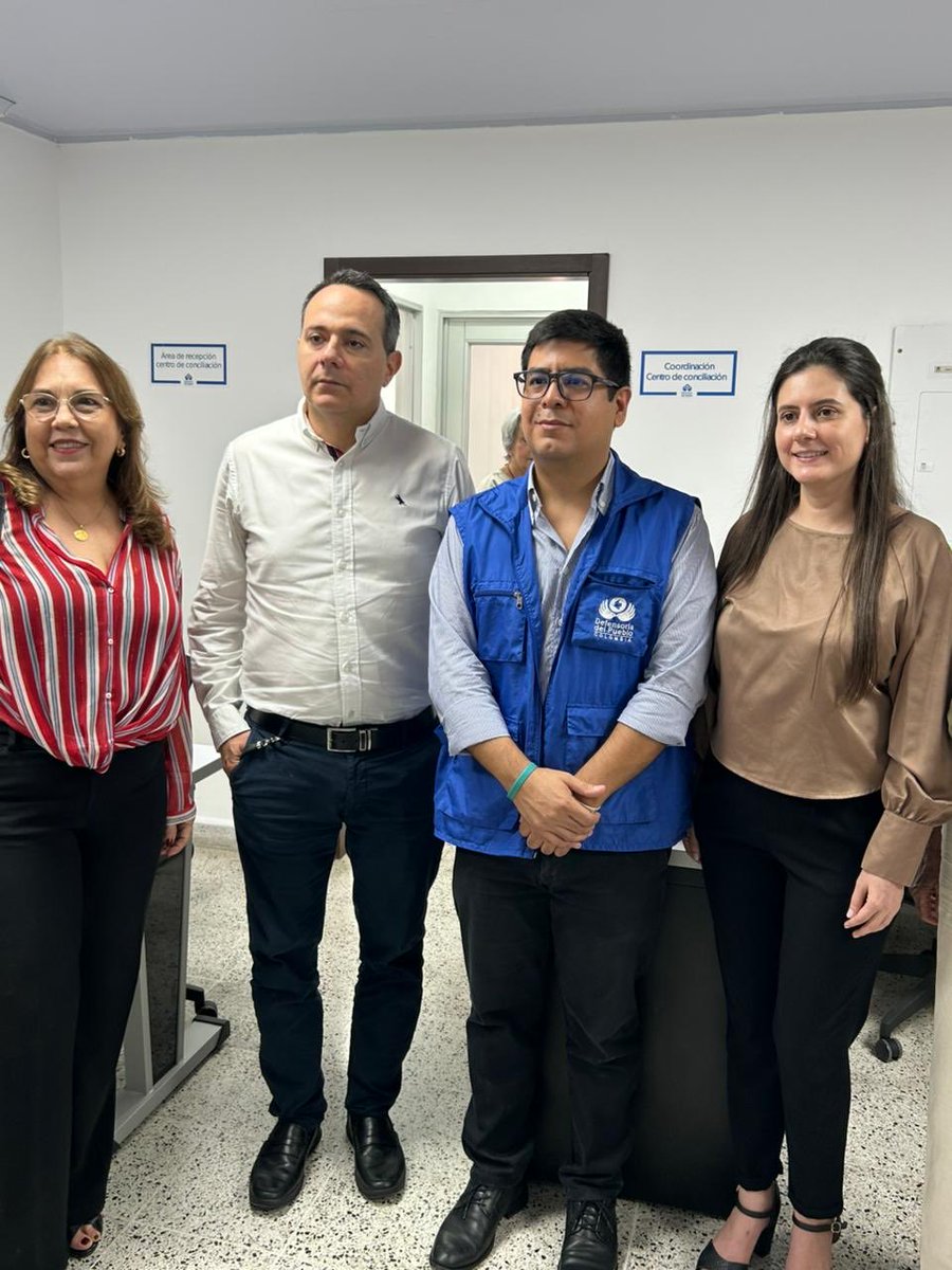 En el día de hoy acompañamos a la ⁦<a href="/DefensoriaCol/">Defensoría del Pueblo</a>⁩ en el inicio de su apuesta por la Conciliación y la Mediación como una forma pacífica de resolver los conflictos ⁦<a href="/Camarabaq/">Cámara Comercio BAQ</a>⁩