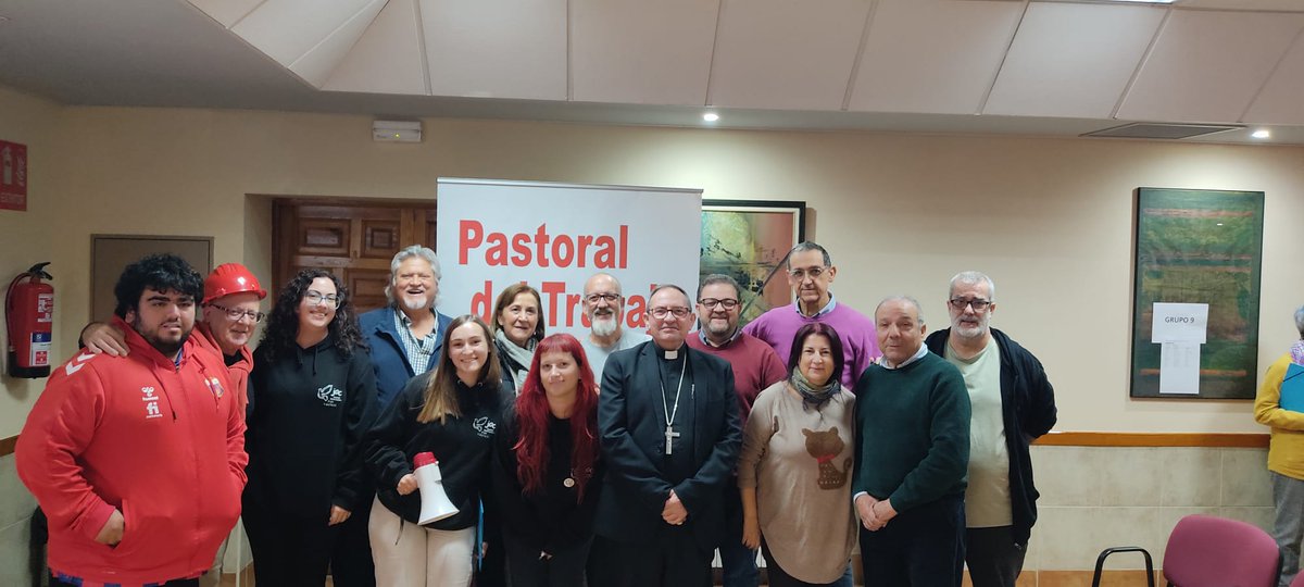 No solo fueron días para el debate o la formación más formal, sino también, para poder crear lazos y encontrarnos con nuestras compañeras,🫂 tejiendo redes y disfrutando del valor del encuentro.💝

#MundoObrero #Pastoral #Obrera #Juventud #Jovenes