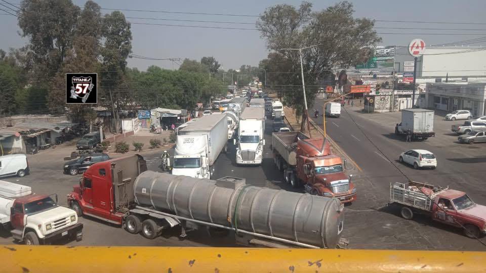 🔴Texoco en colapso tras manifestación de Pipas por clausura de poso <a href="/Kikooman83/">KIKOMAN</a> <a href="/Thermokineros/">Thermokineros De ❤ corazón Oficial</a> <a href="/RousCarrillo6/">Rouss💖😉🌻🍸🎶🚛💨✌</a> <a href="/clavitodoga/">Pablito Dorantes</a>