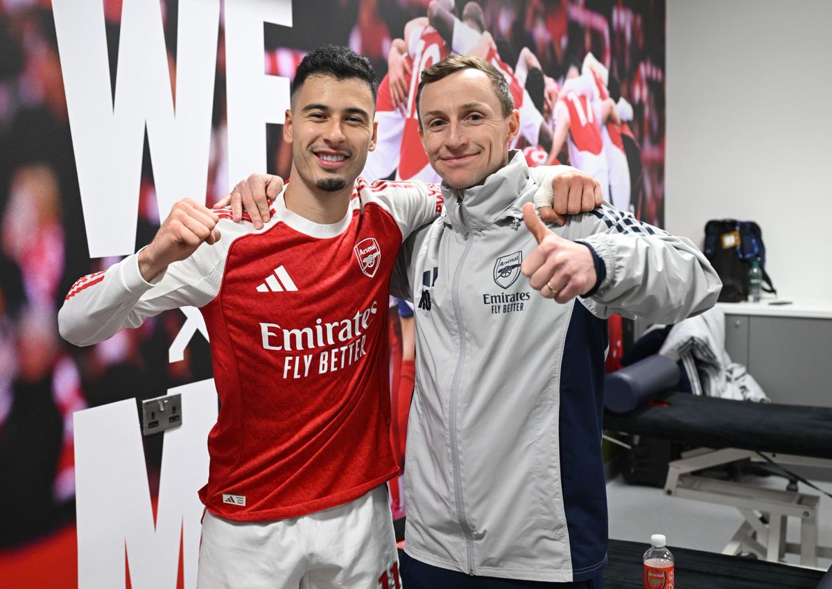 gabimartinelli's tweet image. Back under the lights 🤩