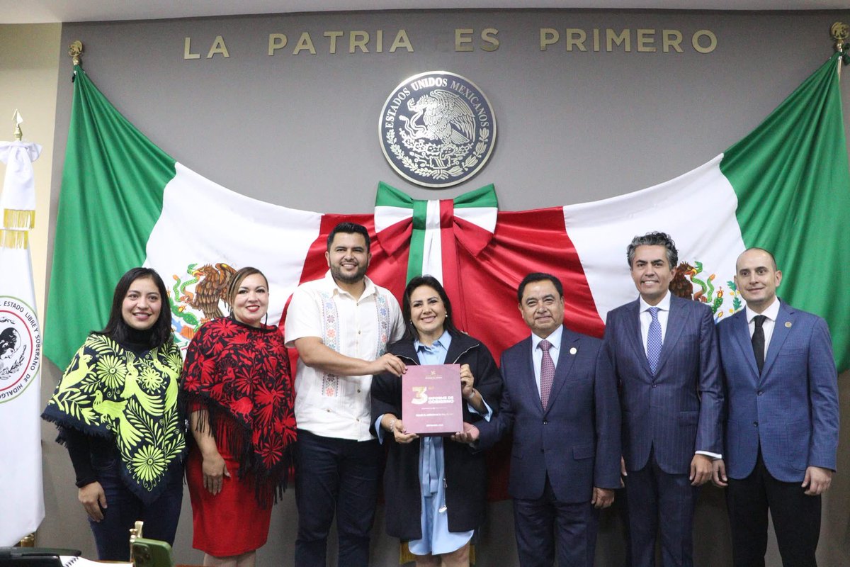 medioambiente_H's tweet photo. @juliomenchaca_ Cada avance refleja el compromiso de un @gobiernohidalgo más sostenible, más seguro 🌱🐆🐝y más consciente de la importancia de su patrimonio natural.

💚 Seguimos sumando esfuerzos por un futuro ambiental que responda a las necesidades reales de la gente. https://t.co/YjgyTbNj7l