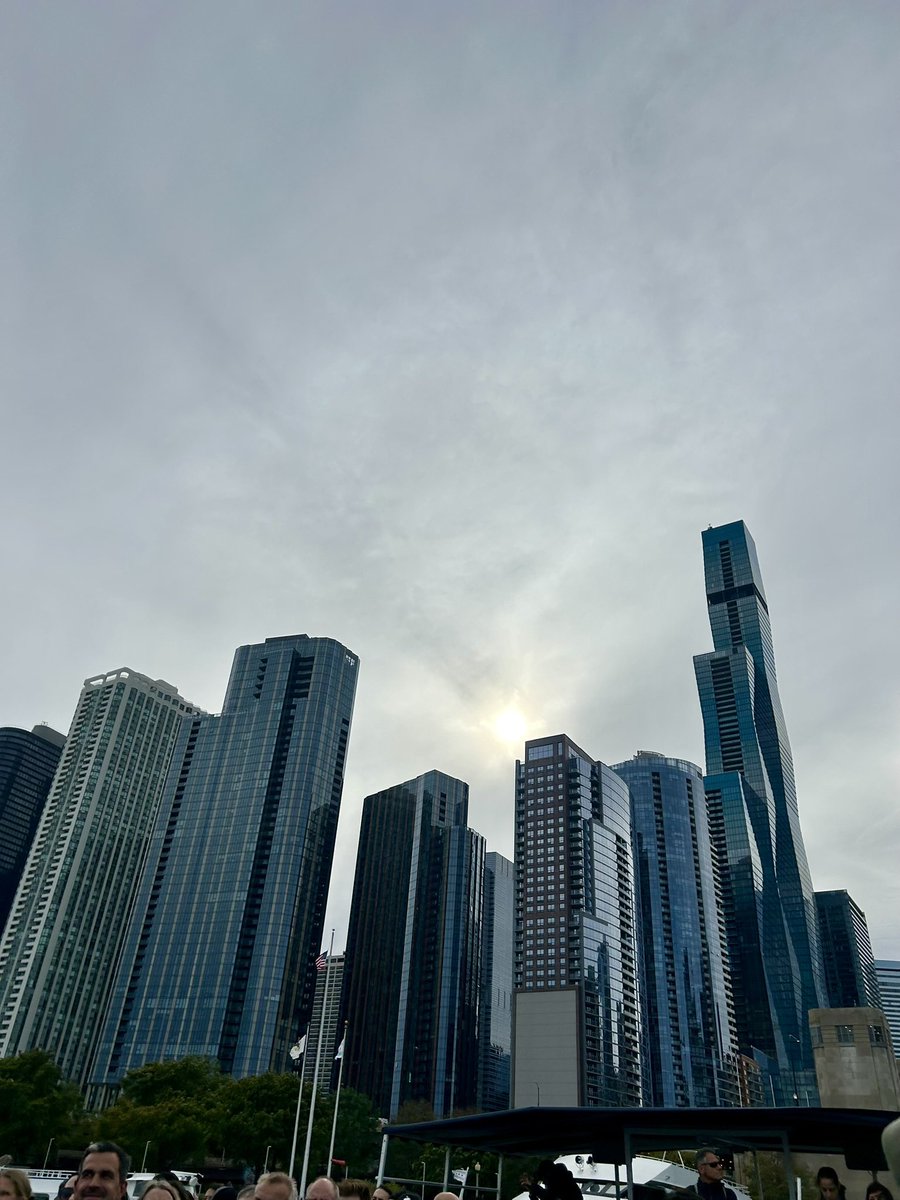 i love the #windy city with all my heart