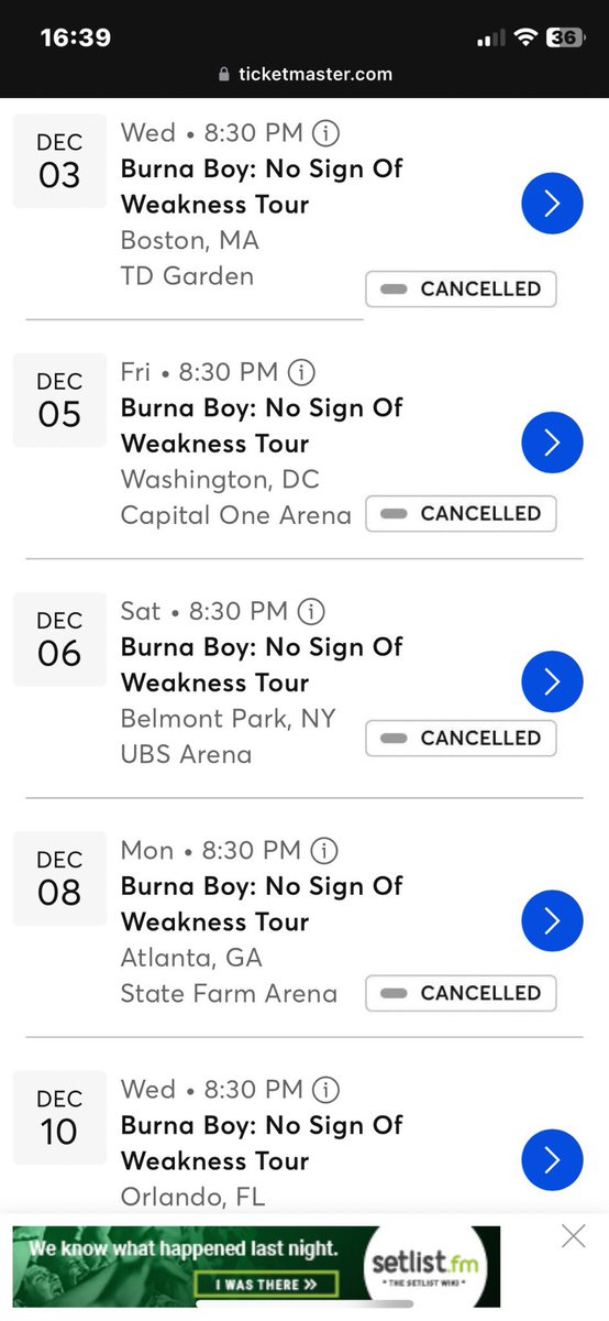 AzalinaBlog's tweet image. Burna Boy has now cancelled 5 arena dates from his ‘NSOW Tour’ because of low ticket sales, as many fans have stopped buying tickets after the controversy over him kicking out fans for sleeping.

He had a chance to apologise but  didn’t..