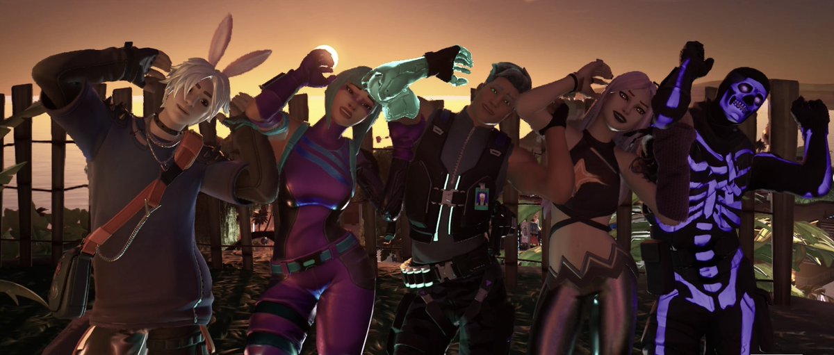 xDarlingSirenx's tweet image. Had to redo it since I messed up but since tomorrow is Thanksgiving here&apos;s the people I&apos;m thankful for! I love you guys! @SpyThe70414 @CallMeDraggo @RAFFYGRIMES @lovelynessie_ @KingRoheir