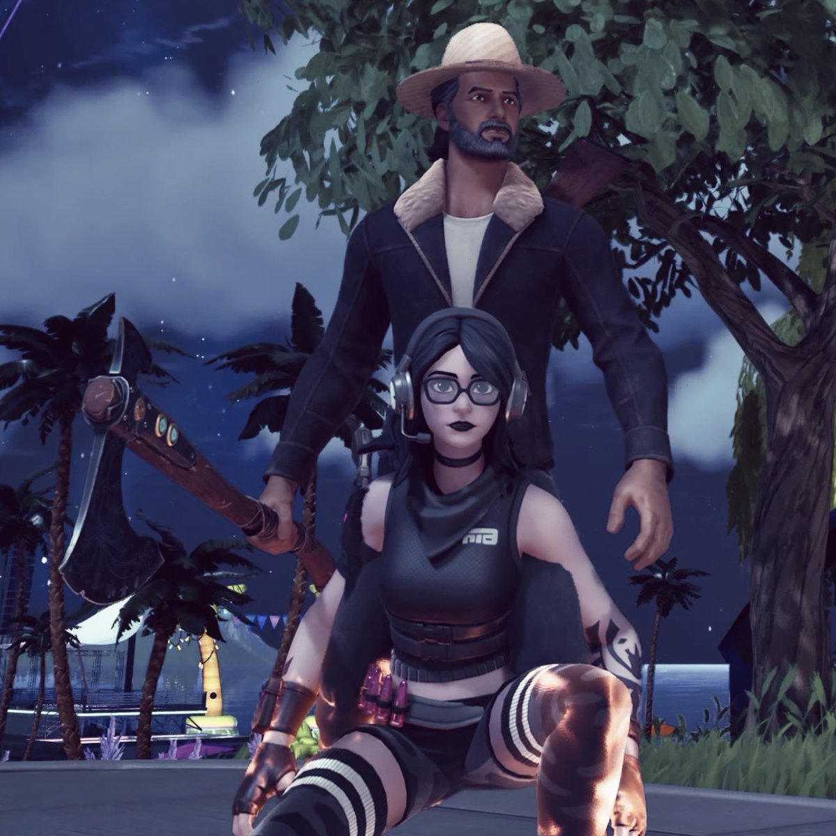 xDarlingSirenx's tweet image. Had to redo it since I messed up but since tomorrow is Thanksgiving here&apos;s the people I&apos;m thankful for! I love you guys! @SpyThe70414 @CallMeDraggo @RAFFYGRIMES @lovelynessie_ @KingRoheir