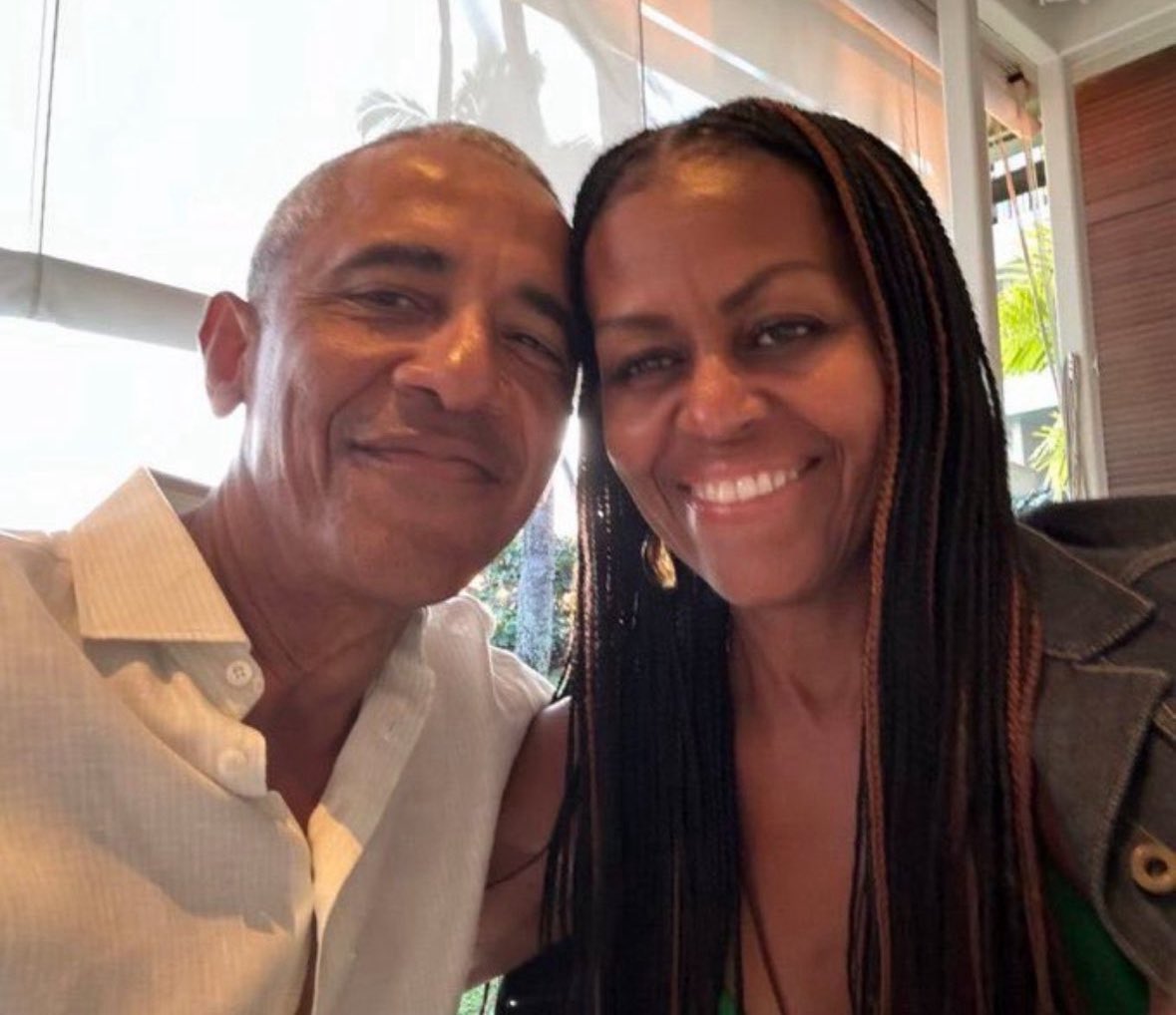 TrumpsHurricane's tweet image. What do the Obama’s have in common ??