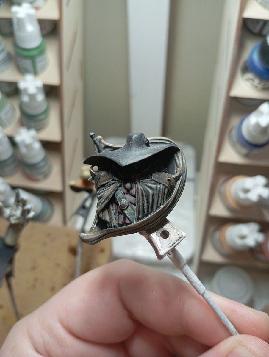 Blade0818's tweet image. Garage kit gachapon from #vampirehunterd  by @heavygauge01  in progress. It&apos;s difficult, they are very 🤏 small