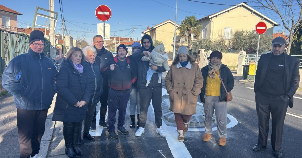 leprogreslyon's tweet image. 🚗 « 2 km de détour » : la mise en sens unique d’une voie entre Saint-Priest et Vénissieux provoque la colère de riverains #circulation #Lyon
➡️ l.leprogres.fr/2TK