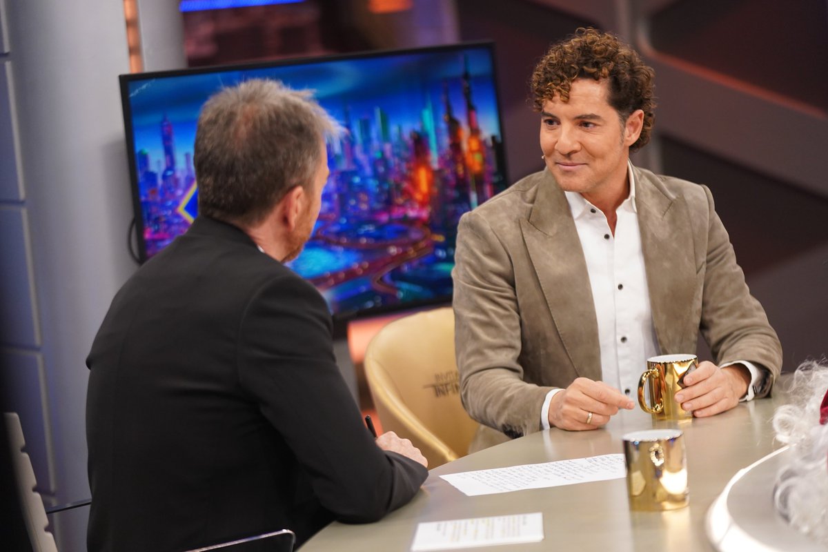 El_Hormiguero's tweet image. Gira @davidbisbal
29 de noviembre: Bilbao (Bilbao Arena Miribilla)
5 de diciembre: Zaragoza (Pabellón Príncipe Felipe)
6 de diciembre: Valencia (Roig Arena)
13 de diciembre: A Coruña (Coliseum)
19 de diciembre: Málaga (Pabellón Martín Carpena)
20 de diciembre: Granada (Palacio de…