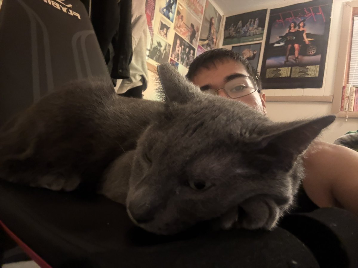 al3jandro 🪐 (@1tocallmylvr) on Twitter photo 