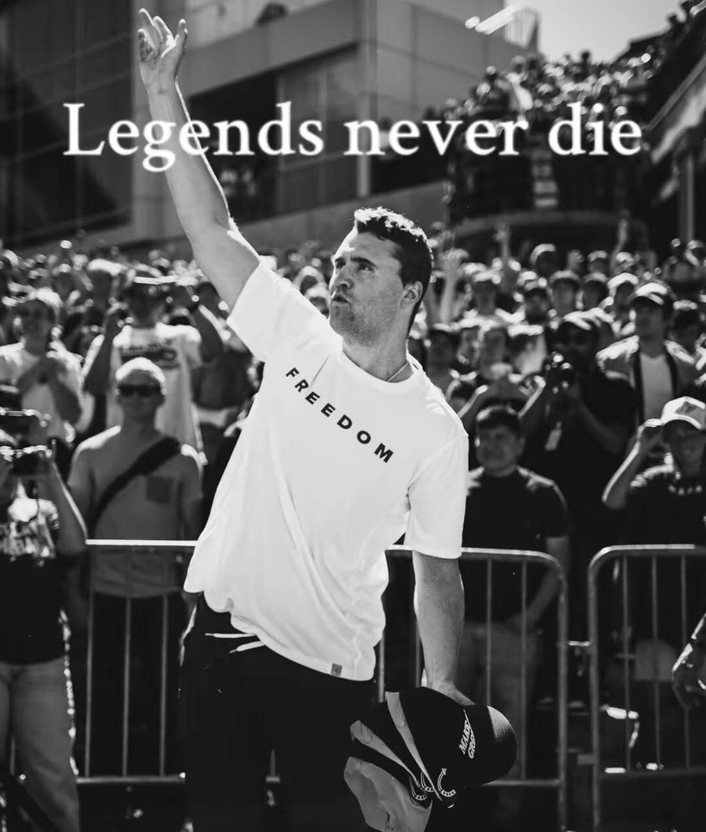 Victoria00025's tweet image. He was my hero! 

Legends never die 🙏