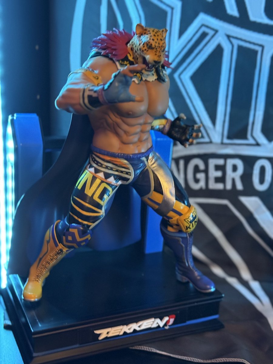 HUND 🐾 COMMS OPEN (7/7) tweet media