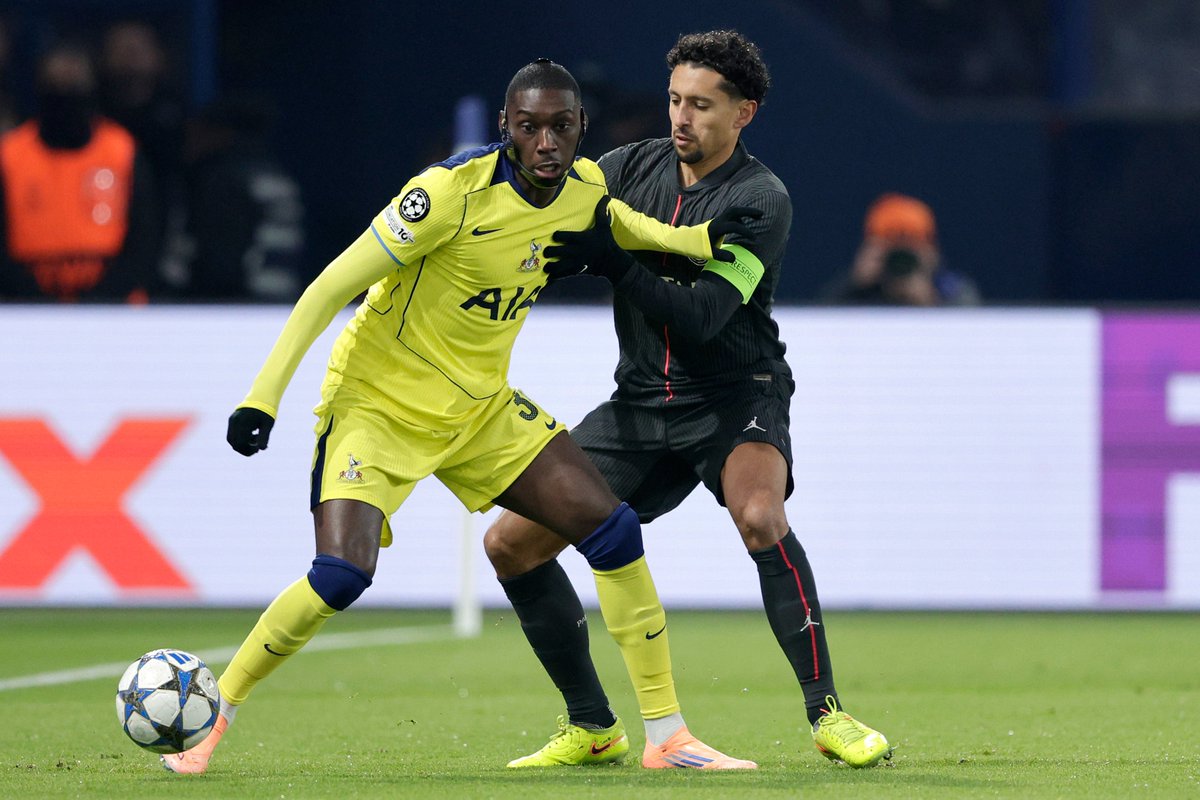 OptaAnalyst's tweet image. Randal Kolo Muani&apos;s first goal in 12 appearances OF COURSE comes against his parent side PSG #UCL