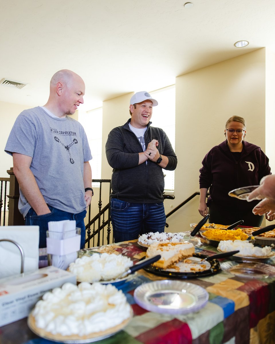 medonegroup's tweet image. 𝑯𝒂𝒑𝒑𝒚 𝑻𝒉𝒂𝒏𝒌𝒔𝒈𝒊𝒗𝒊𝒏𝒈 𝒇𝒓𝒐𝒎 𝒕𝒉𝒆 𝑴𝒆𝒅 𝑶𝒏𝒆 𝒕𝒆𝒂𝒎! 🥧🍂

Grateful for good people, good moments, all of our partners and plenty of pie.

Wishing you a wonderful holiday filled with joy and gratitude! #MedOne #HappyThanksgiving