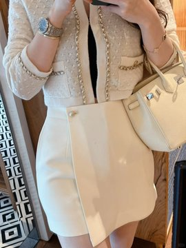 anima33775's tweet photo. Ready to shine . This look is a total winner effortlessly chic and undeniably glamorous 😇💫. Confidence, style, and grace all in one, turning every moment into a statement of beauty and poise 👗💖. https://t.co/A5HtNJi5Qb