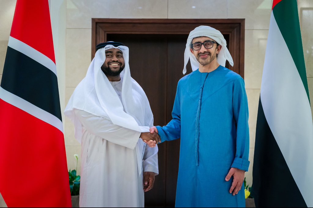 #عبدالله_بن_زايد يستقبل معالي شون سوبرز وزير الخارجية وشؤون الكاريبي في جمهورية ترينيداد وتوباغو، ويبحثان العلاقات الثنائية بين 🇦🇪و 🇹🇹 وسبل تعزيز آفاق التعاون في مختلف القطاعات.

•

•

<a href="/ABZayed/">عبدالله بن زايد</a> 
<a href="/OFMUAE/">OFM</a> 
<a href="/mofauae/">MoFA وزارة الخارجية</a> 

#الإمارات 🇦🇪🤝🇹🇹