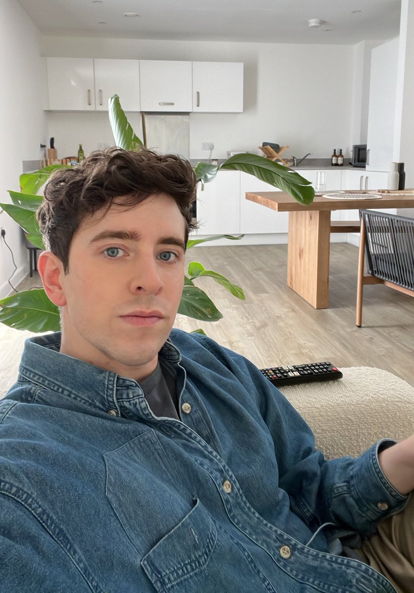 Jamie 🧝🌊🍃 tweet media