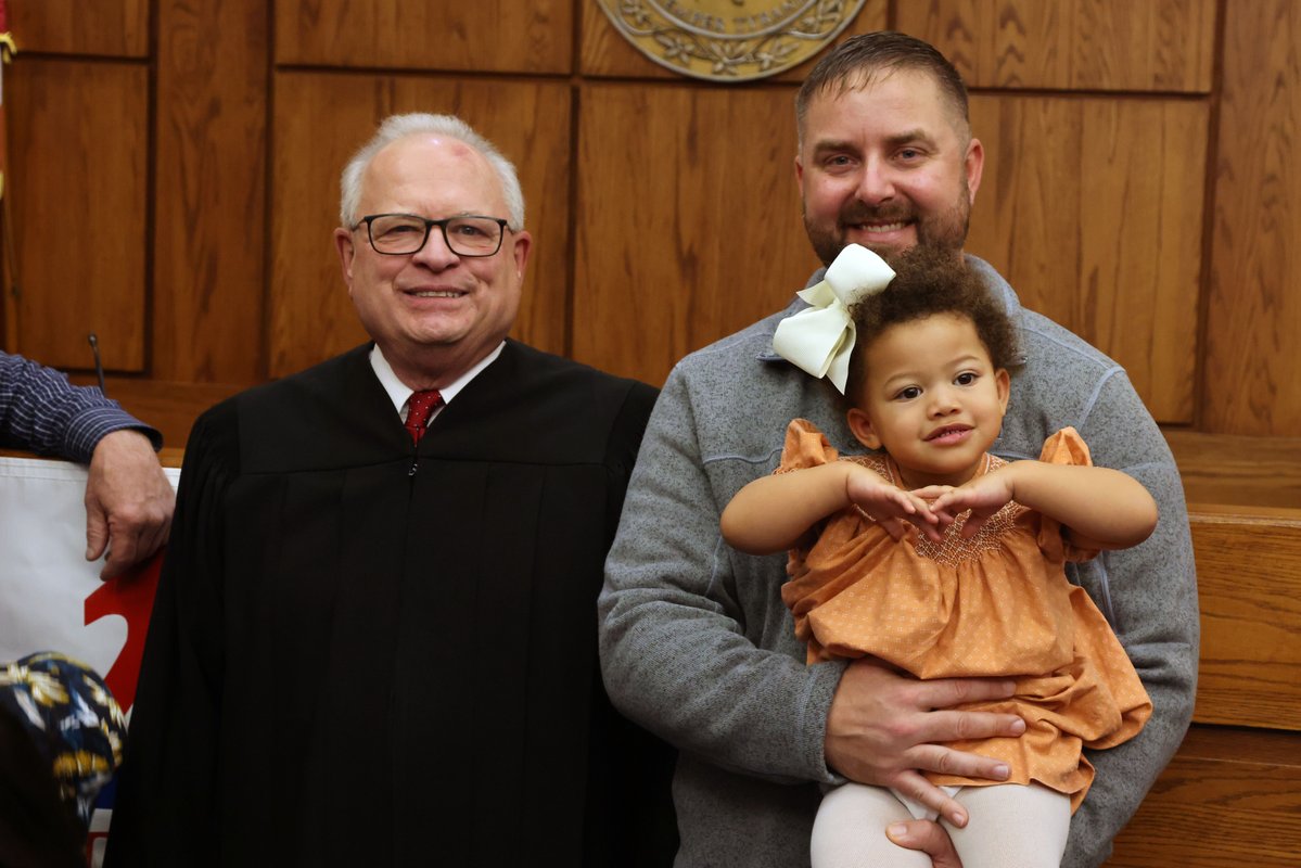 pwcgov's tweet image. Laughter and new beginnings filled the Prince William County Courthouse as we celebrated National Adoption Day.

For 22 years, our county has celebrated this day. In that time, 107 children have found permanent homes. 

Read the full story: loom.ly/xX47MzA