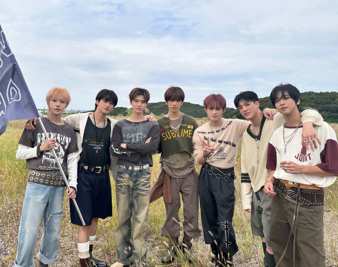 shooter4pjs's tweet image. renjun you are too beautiful. i must look away as a peasant like me does not deserve to witness your true, pure, gut wrenching, soul wrecking, pain healing, all forgiving and utter beauty.