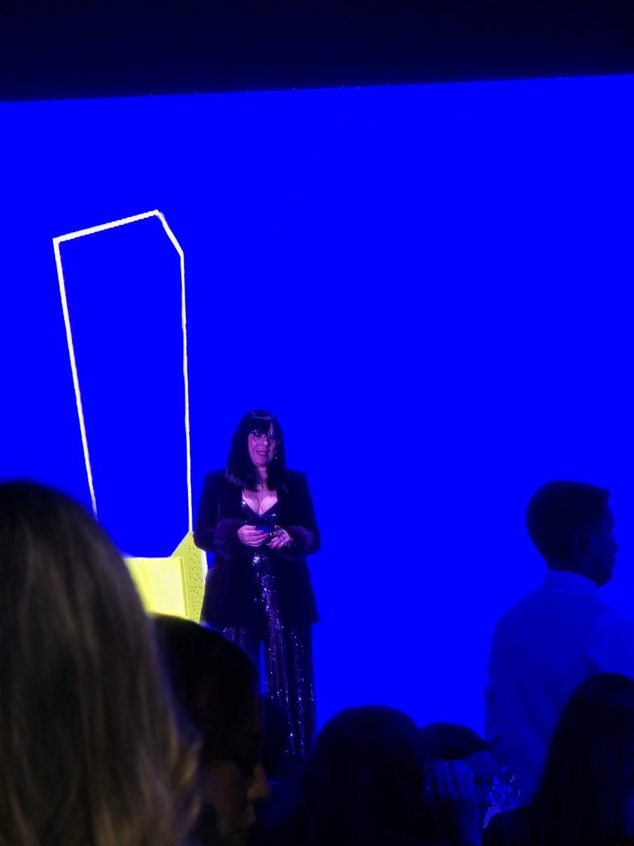 simbiu1's tweet image. @simbiu1 en la Cena de Gala y la II Edición de los Premios W!N de @ADC
Un evento que celebra la innovación y el impacto de la comunicación.

#Simbiu #PremiosWIN #ADC #Comunicación #NoEsMagiaEsPR