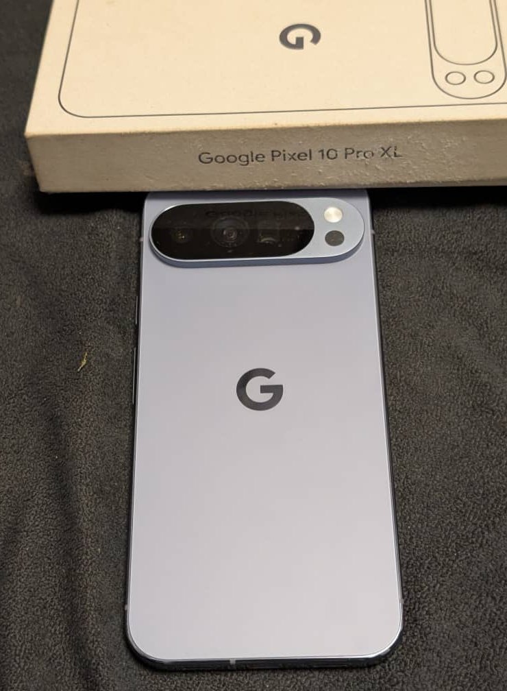 DianaMarcus14's tweet image. Started the year with Redmi 13c 

ending it with a Google Pixel 10 pro XL