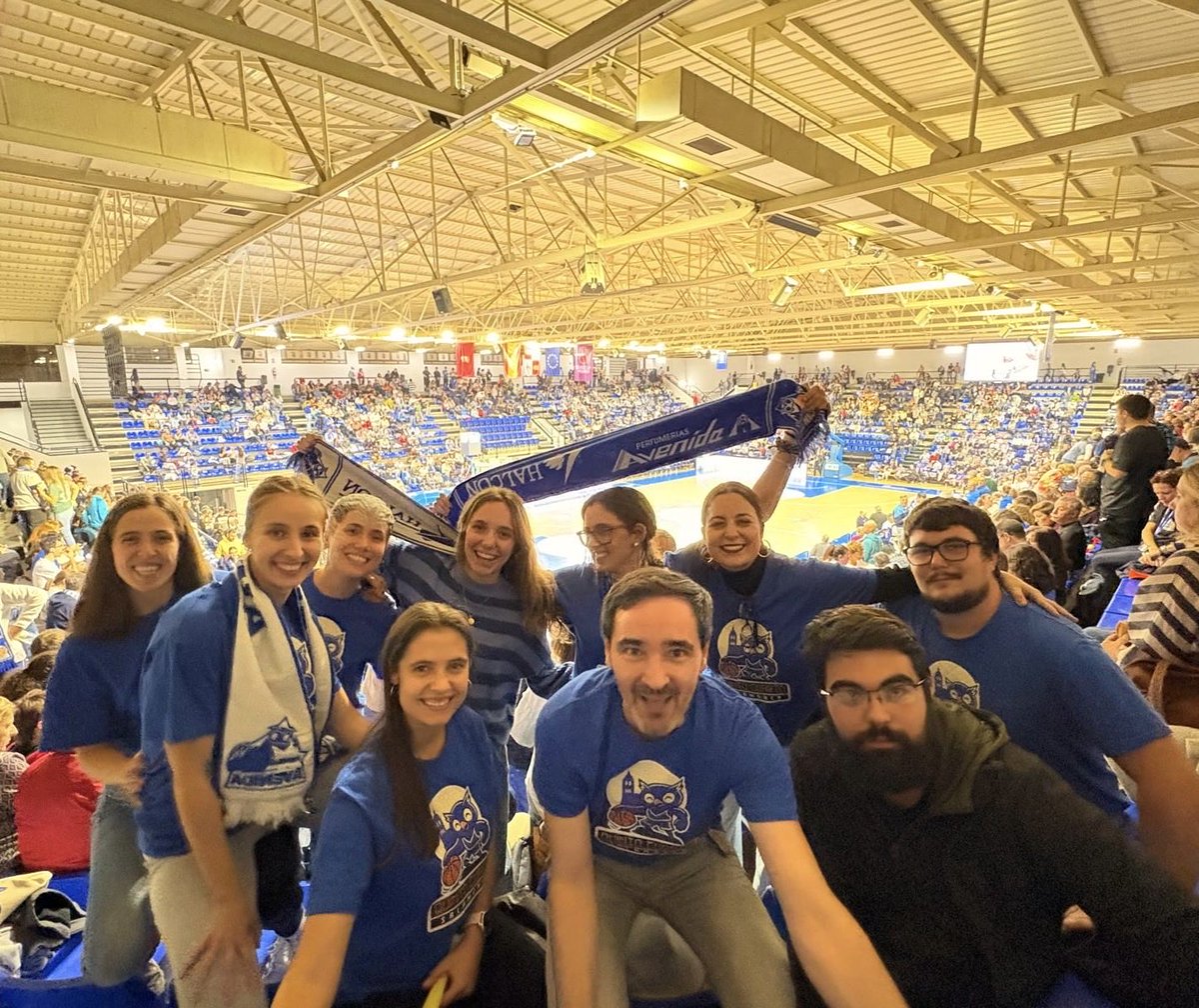 Pues hay NUEVA PEÑA en <a href="/CBAvenida/">Perfumerías Avenida</a> 

 ‘Quinto cuarto’ para animarrrrr💙