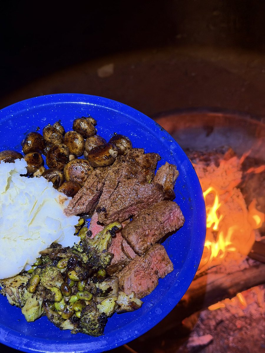 V_irvin_V's tweet image. 🏕️