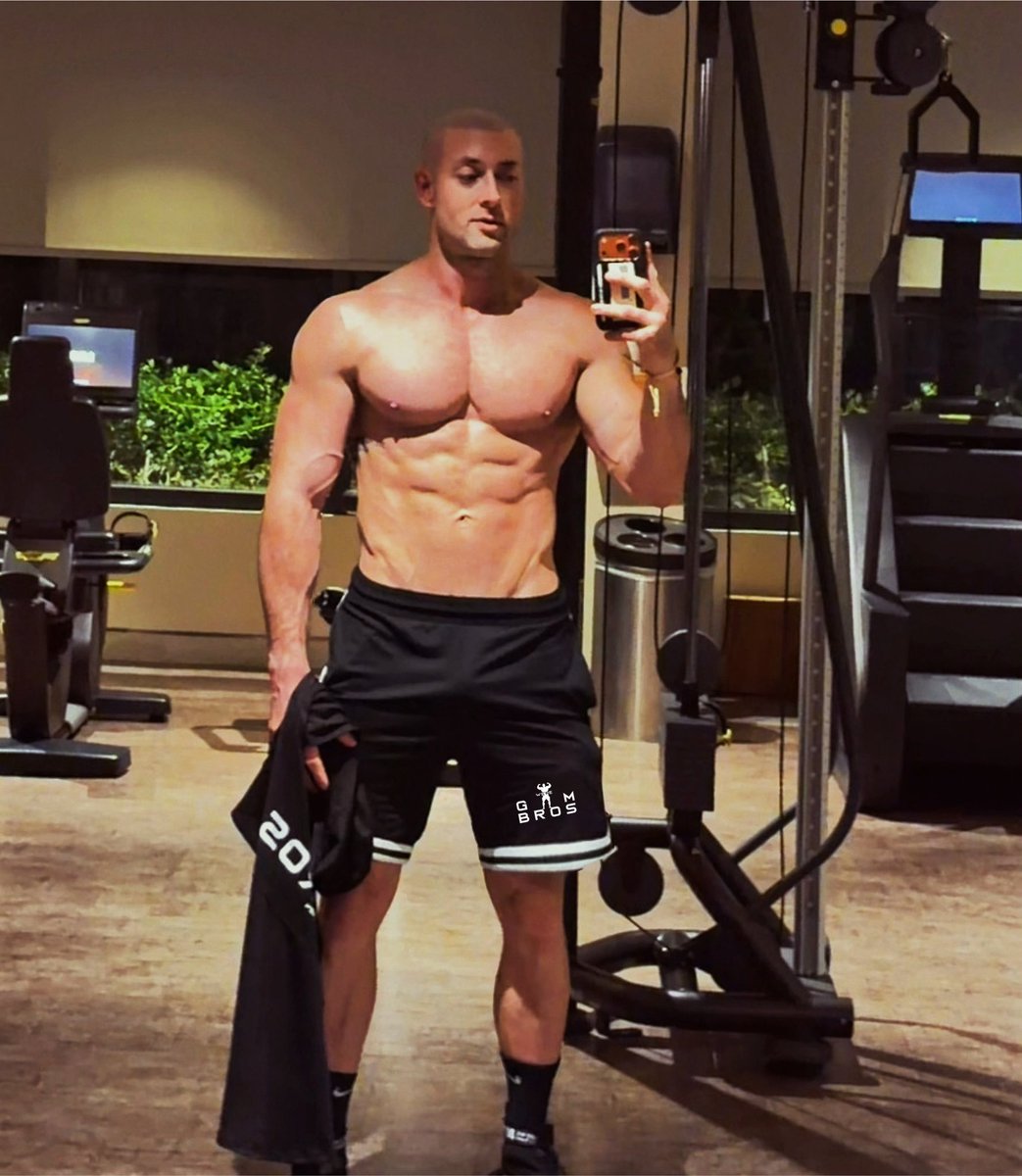 _MuscleMatt's tweet image. some recents of a gym bro doing gym bro things #musclemen #muscle #bodybuilding #powermen #gaymuscle #onlyfans @BigMuscleMen @gay_muscle_net @onlyajacques @BlackApeex @gayonstreet0222 @BNWO2023