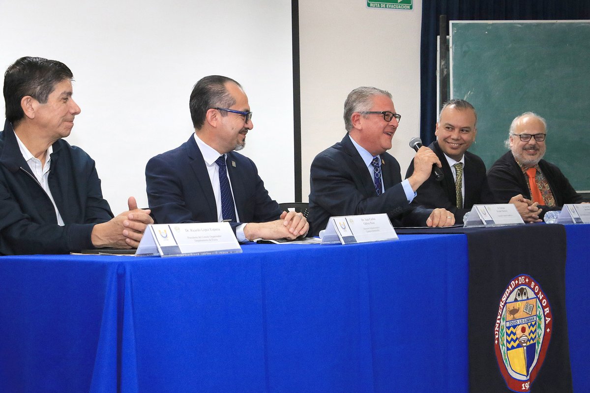 Exponer proyectos en los que se involucran las ciencias de la nanotecnología, biología y las neurociencias fortalecen la generación de conocimientos desde la interdisciplinariedad acercándola a la sociedad, aseguró Enrique Bolado Martínez: unison.mx/nota/?idnoti=3…