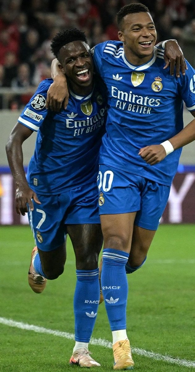 ثنائي التألق #ريال_مدريد 
#ريال_مدريد_أولمبياكوس