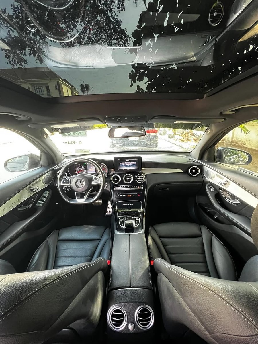 phantom__autos's tweet photo. 🔹2017 Mercedes-Benz GLC 43 AMG 
Direct Foreign Used 🇺🇸
▪️Heated &amp; Ventilated Seats | Sport Leather Seats
▪️AMG Exhaust | Burmester Sound
▪️360° Camera | Pano Roof
▪️Assists {Lane Keep, Park, Bsm}
▪️Keyless Entry | Navigation
💰₦58.5 Million
📍Nationwide Delivery Available 🇳🇬 https://t.co/E1moh6FEa0