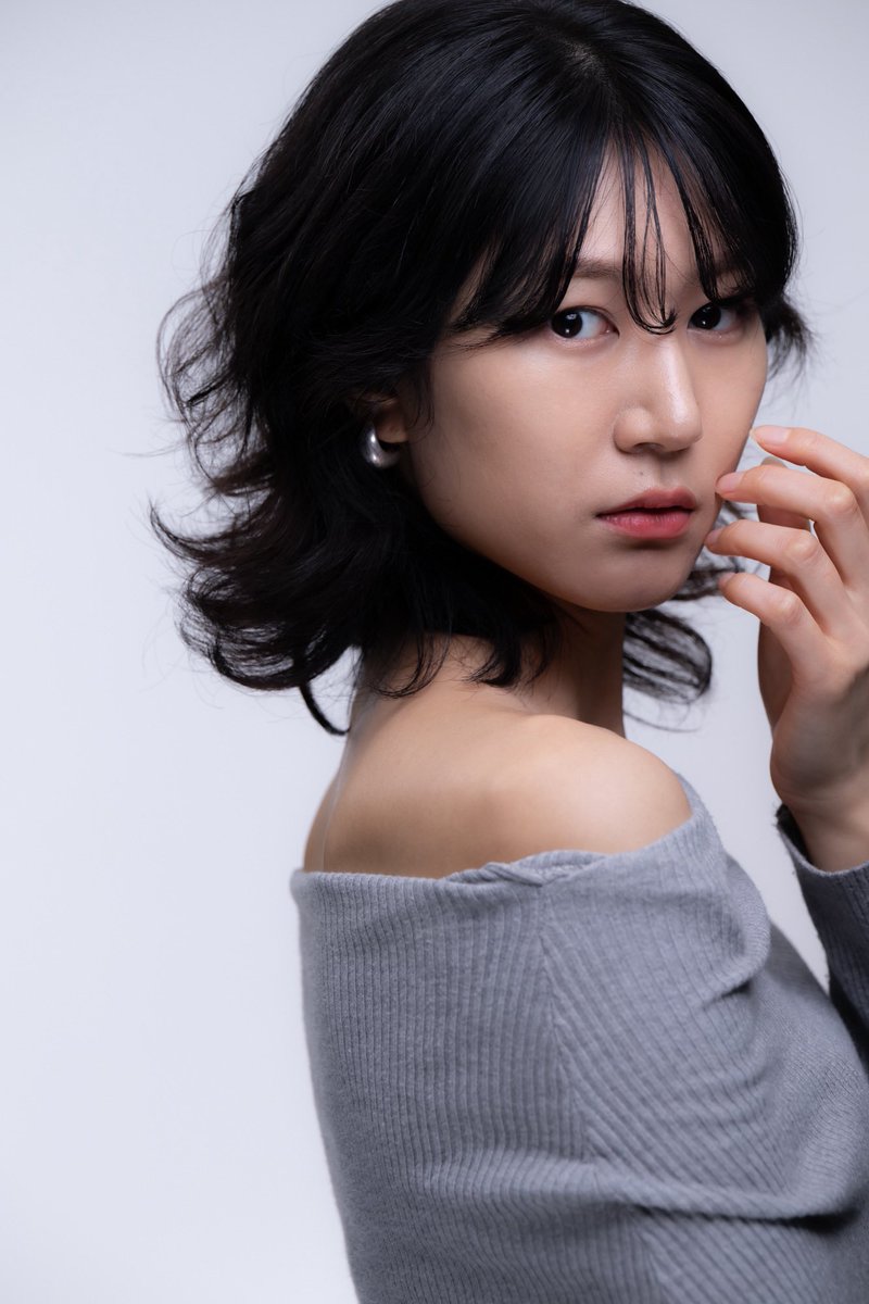 minoriphotodes1's tweet photo. 存在感ポートレート

mihoさん https://t.co/2ZMjR0j2uH