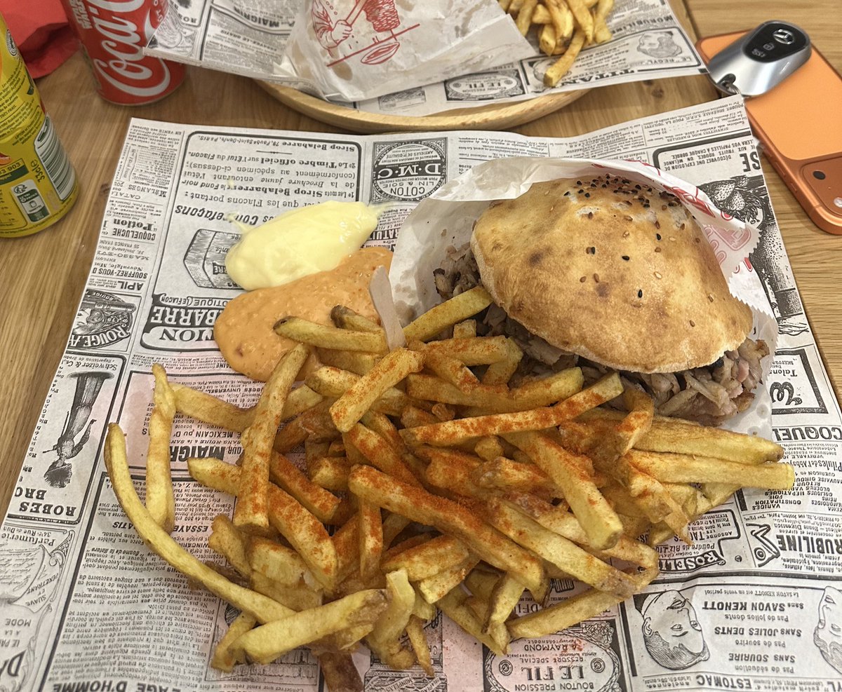 arisexkey's tweet image. enft le grec que j’viens de manger c du jamais vu niveau goût hein