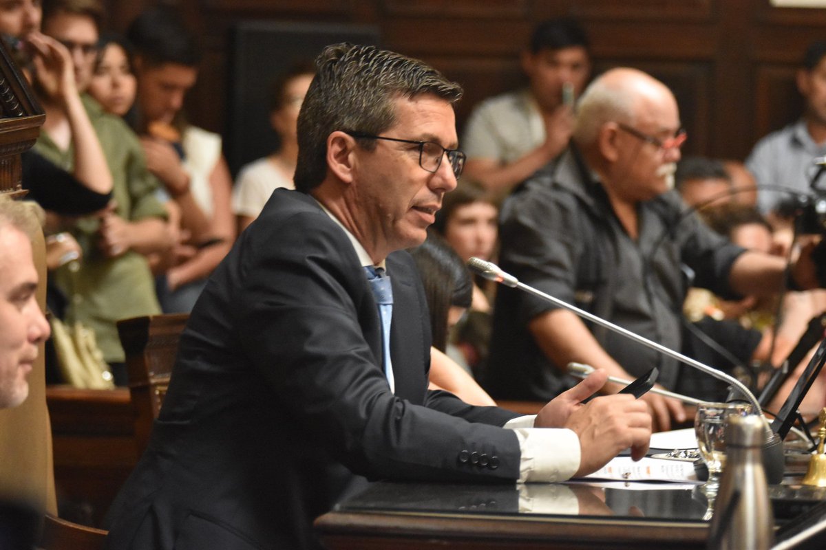 petilombardi's tweet image. Somos muchos los mendocinos que queremos desarrollo, empleo, futuro y que sabemos que nuestra provincia no puede darse el lujo de seguir postergando decisiones estratégicas mientras el mundo avanza.